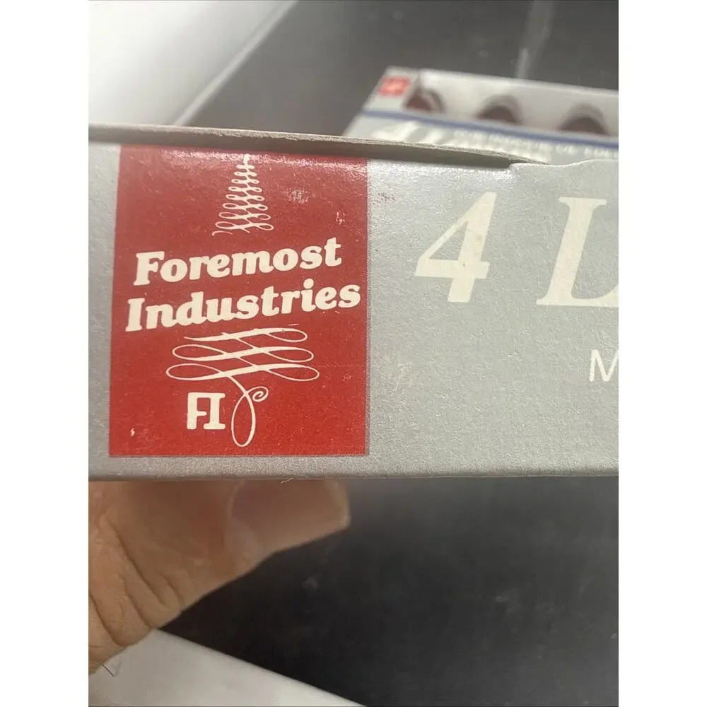 Vintage Foremost C-7 1/2 Red Christmas Light Bulbs Candelabra 4-Pack Lot Of 5
